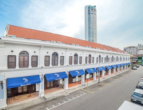 Facade/entrance, Bird's eye view