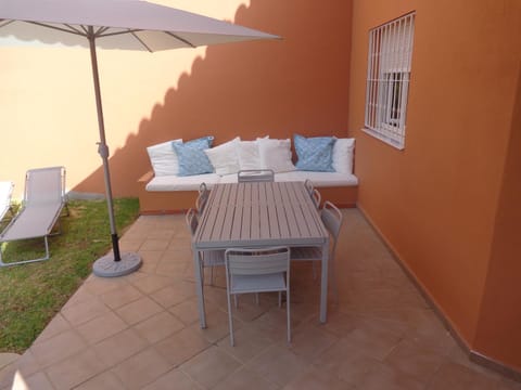 Balcony/Terrace, Decorative detail