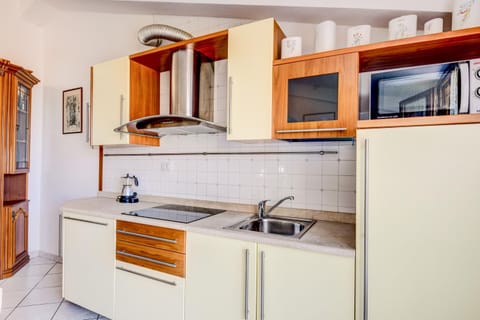 Coffee/tea facilities, Kitchen or kitchenette