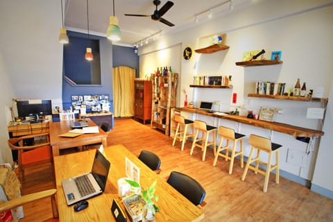 Library, Lobby or reception