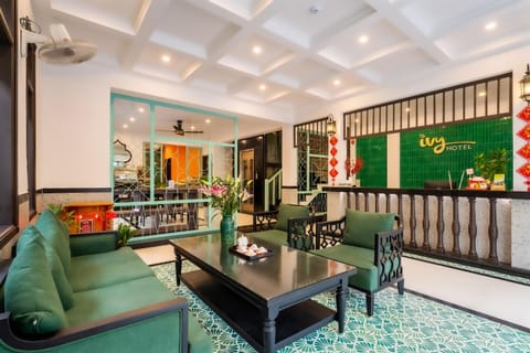 Lobby or reception, elevator