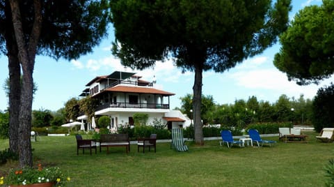 Property building, Garden