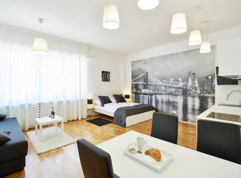Photo of the whole room, Dining area, Bedroom