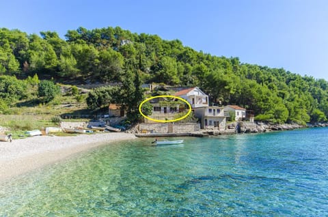 Facade/entrance, Beach