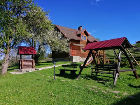 Property building, Day, Natural landscape, Children play ground, Garden
