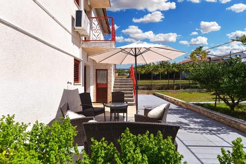 Apartment with nice terrace 684 Apartment in Varoš