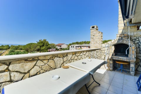 Balcony/Terrace, children, Family