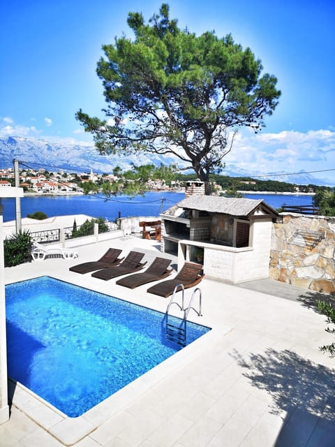 Villa Sky with stunning view House in Selca, Brač