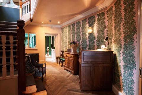 The Kings Arms Hotel in West Oxfordshire District