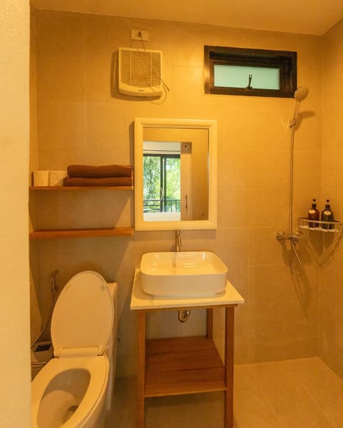 New Heaven Dive School and Resort Resort in Ko Tao