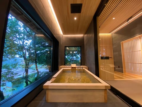 Bathroom, Public Bath