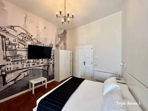 Be Your Home - Guest House Fuori Dal Porto Bed and Breakfast in Civitavecchia