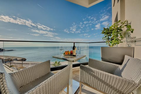 Day, View (from property/room), Balcony/Terrace, Sea view