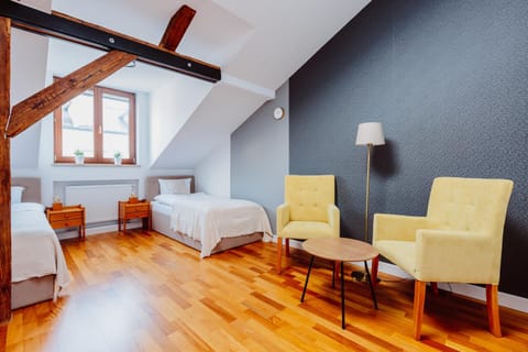 Living room, Bedroom