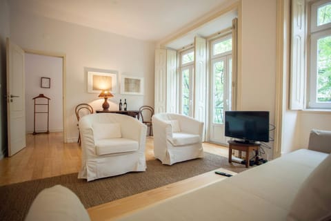 Communal lounge/ TV room, TV and multimedia, Living room