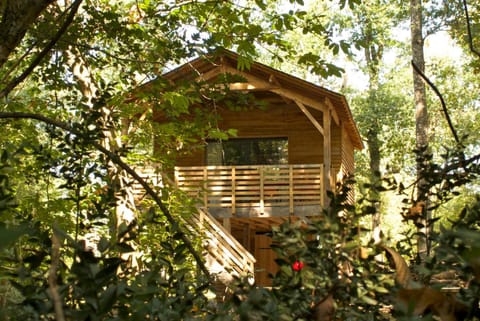 Facade/entrance, View (from property/room), Garden view