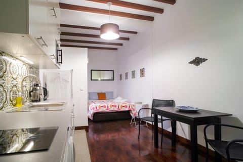 Communal lounge/ TV room, Kitchen or kitchenette, Living room, Dining area, Bedroom