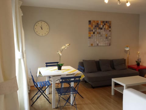 Central Yellow Apartment Apartment in Brussels