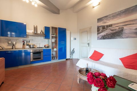 Living room, Dining area, kitchen