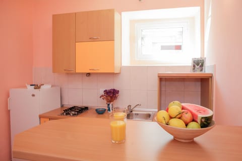 Day, Kitchen or kitchenette, Dining area, On site