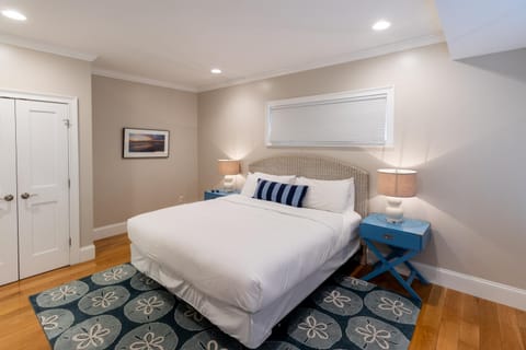 The Newport Lofts - 611 Thames Street Apartment in Newport