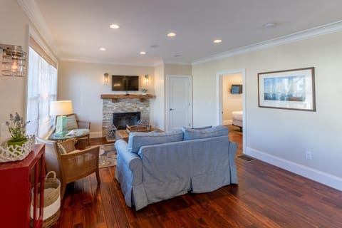 The Newport Lofts - 546 Thames Street Apartment in Newport