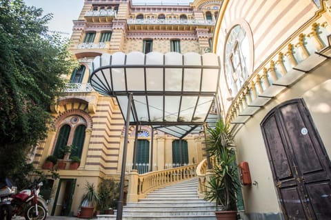 Property building, Facade/entrance