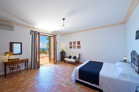 Balcony/Terrace, Bedroom, Sea view