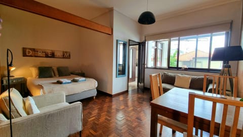 Bed, Living room, Bedroom