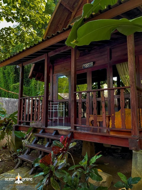 Ocean Prana Village Hostel in Abang