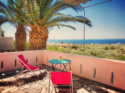 Natural landscape, Balcony/Terrace, Sea view