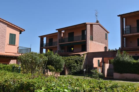 Property building, Garden view