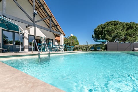 Patio, Swimming pool