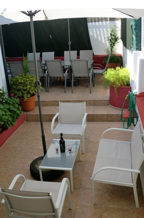 BBQ facilities, Balcony/Terrace, City view, River view