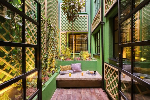 Patio, Garden view