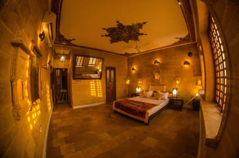 Bathroom, Photo of the whole room, Bedroom