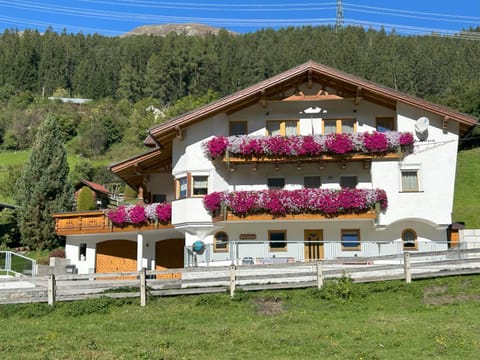 Haus Deutschmann Apartment in Tyrol
