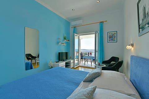 Bedroom, Sea view