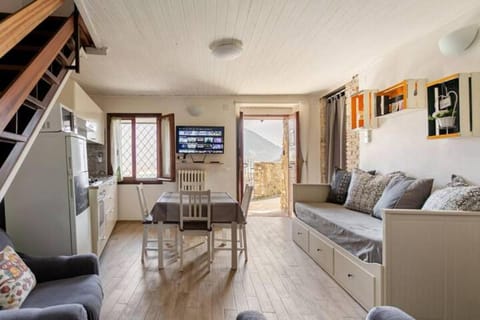 Living room, Dining area, Lake view, flat iron, kitchen