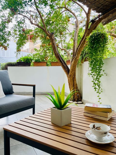 Patio, Garden