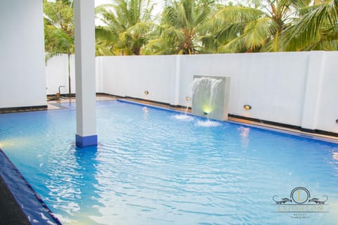 People, On site, Pool view, Swimming pool, Swimming pool, Family