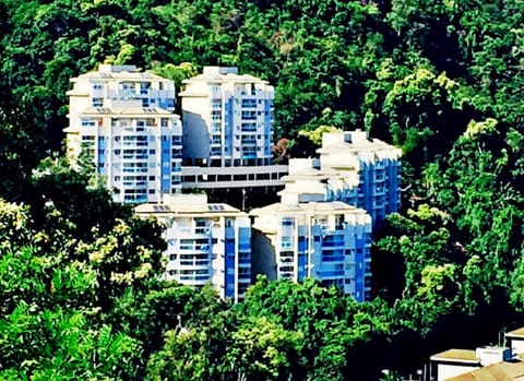 Nearby landmark, Facade/entrance, Off site, Day, Neighbourhood, Natural landscape, Bird's eye view, Summer, Fitness centre/facilities, Floor plan, On site, City view, Garden view, Landmark view, Mountain view, Street view