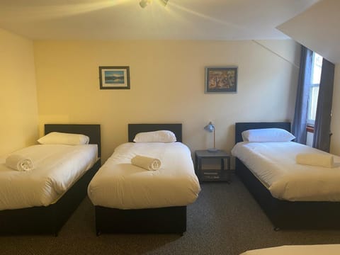 Bank Street Lodge Hotel in Fort William