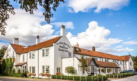 Ye Olde Bell Hotel & Spa Hotel in Bassetlaw District