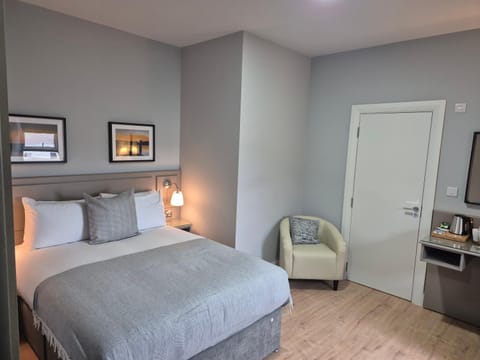 The Bridge Tavern Bed and Breakfast in Wicklow