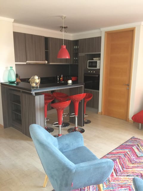 Kitchen or kitchenette, Seating area, Dining area