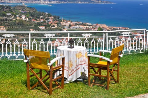 Day, Natural landscape, View (from property/room), City view, Garden view, Landmark view, Mountain view, Sea view
