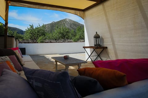 Patio, Seating area, On site