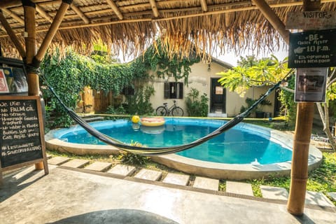 Garden, Swimming pool