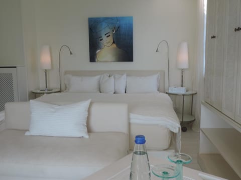 Other, Photo of the whole room